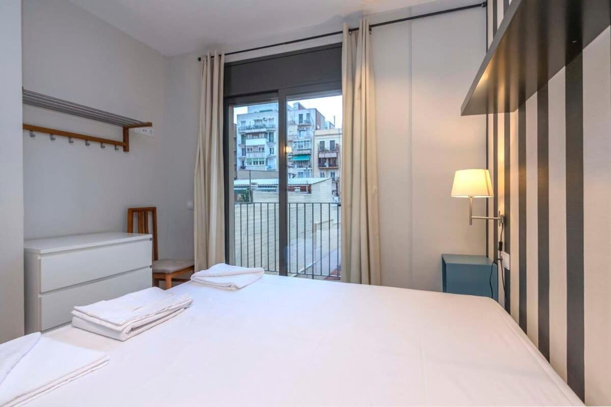 Modern&bright In Eixample 1-1 Apartment *