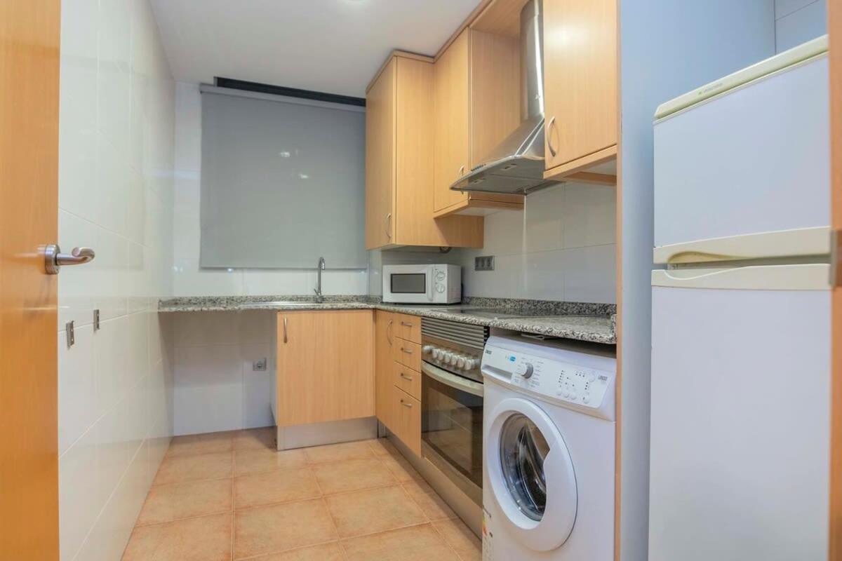 Lejlighed 2 Bedroom With Balcony In Eixample 1-1